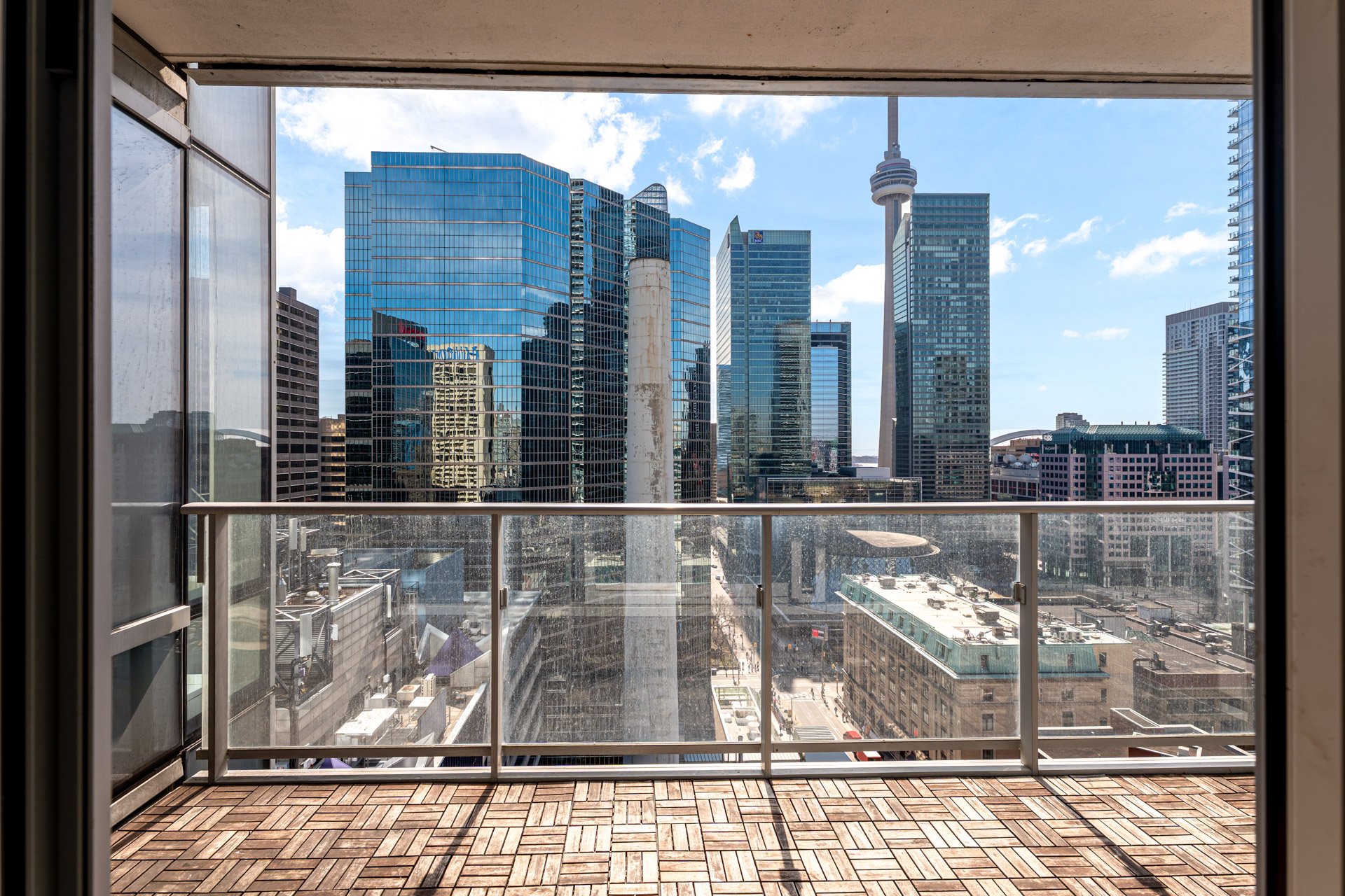 Suite 2001- 180 University Avenue