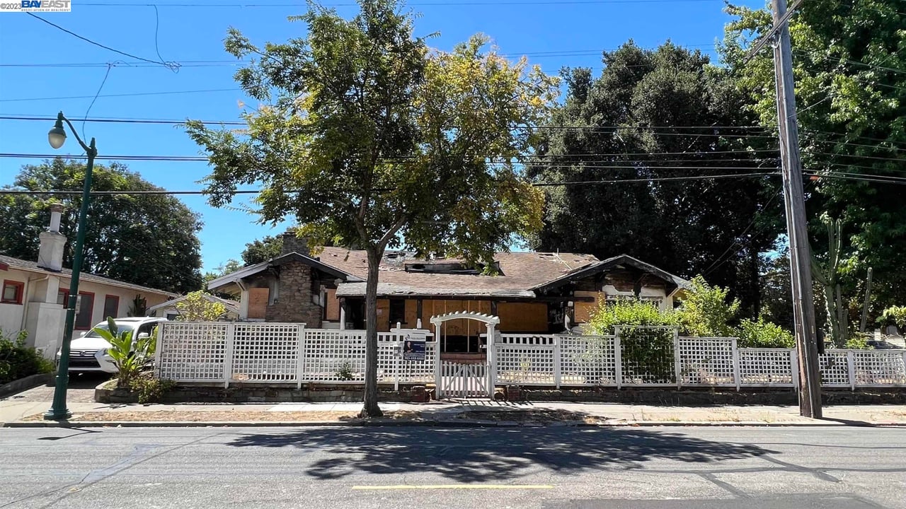 802 Buena Vista