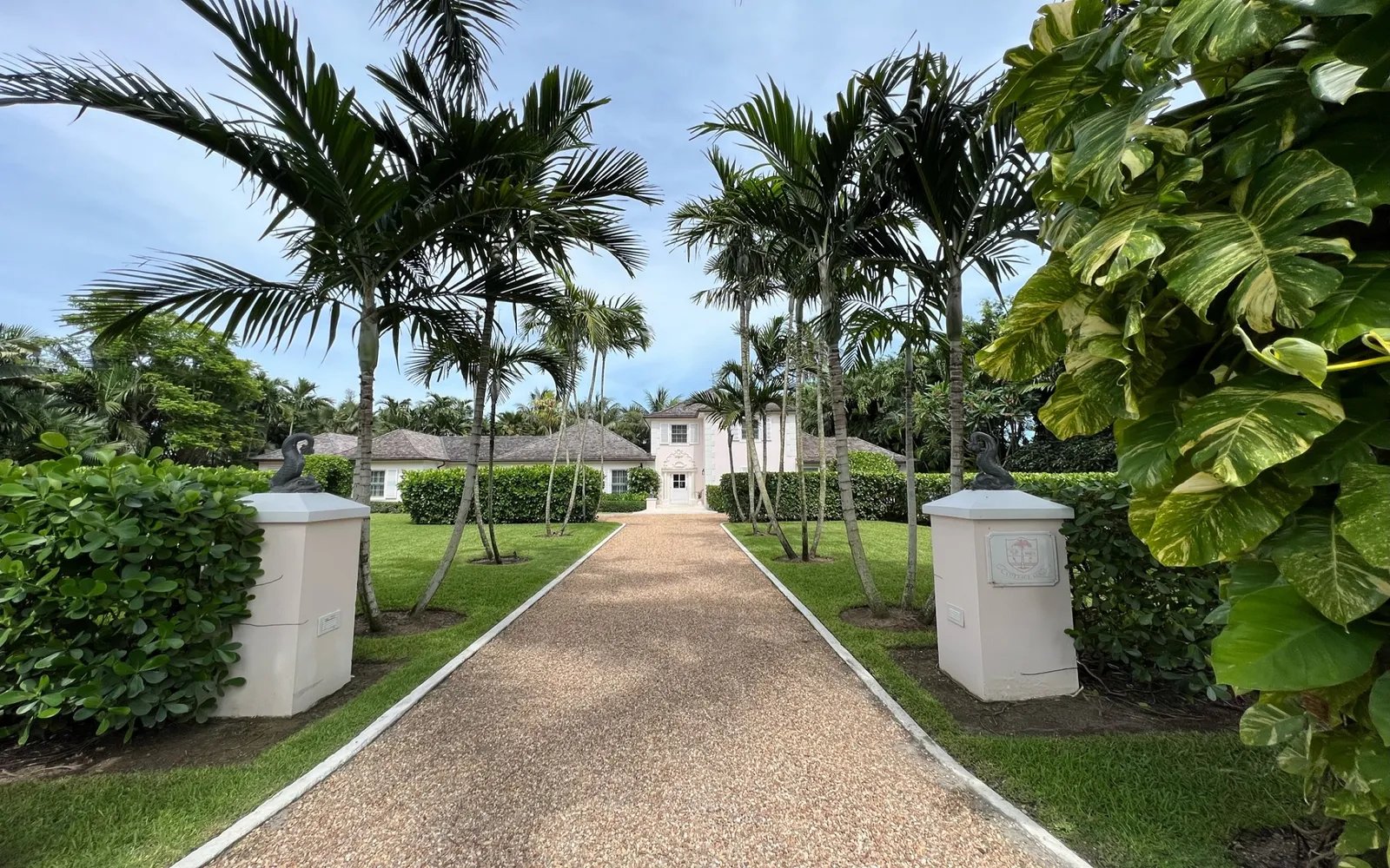 Stunning Lyford Cay Golf Course Residence