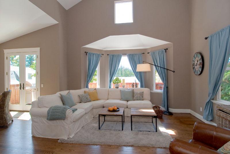 106 Alta Vista Ave