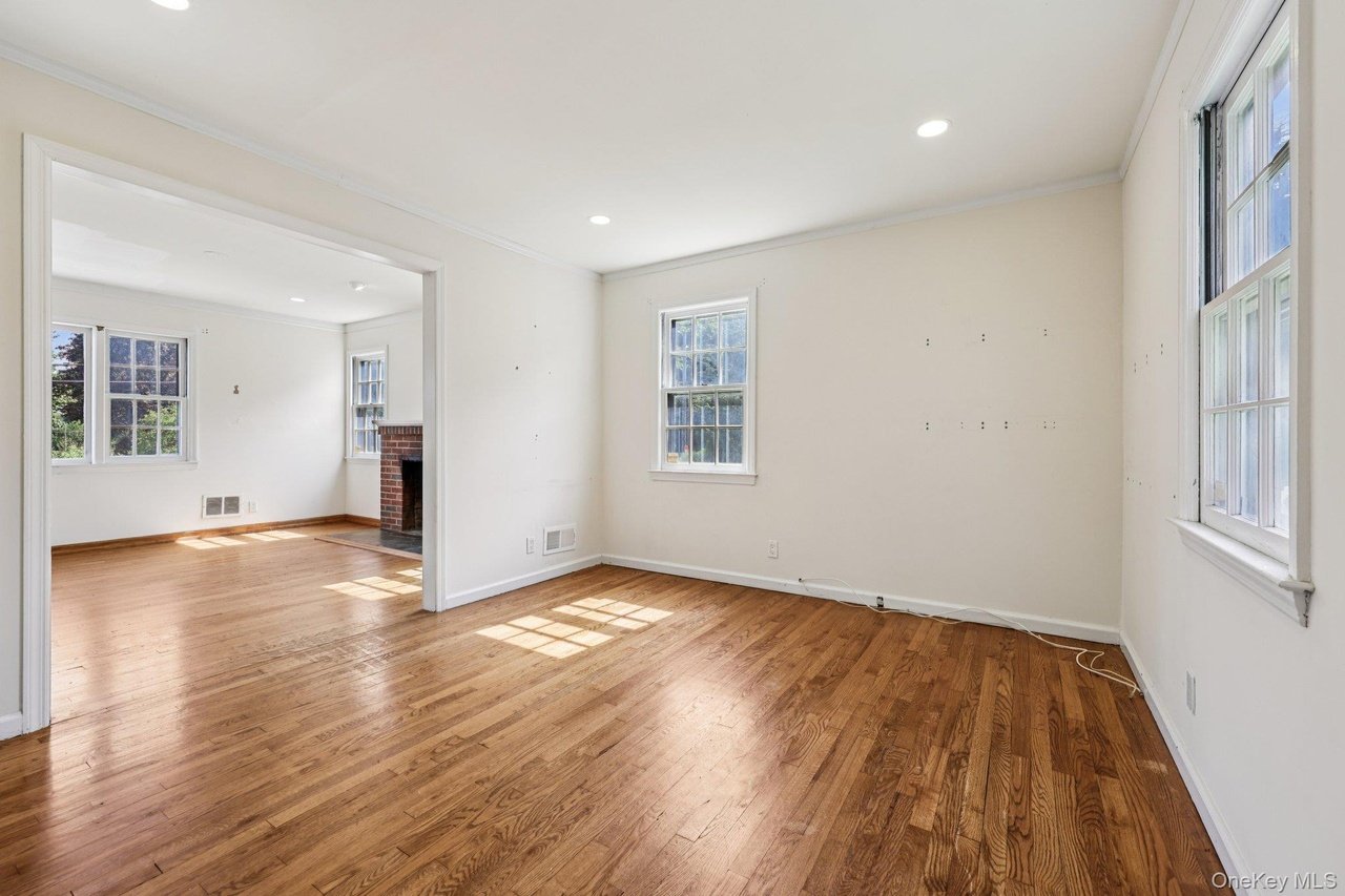 102 Grand Blvd