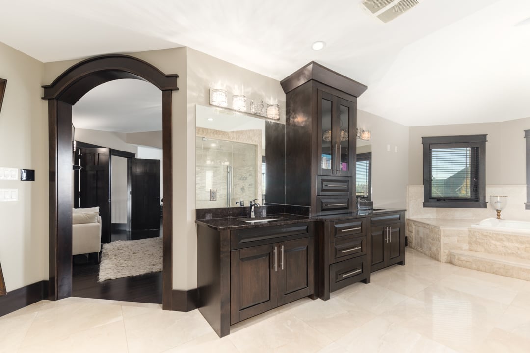 Private Bearspaw Estate Home