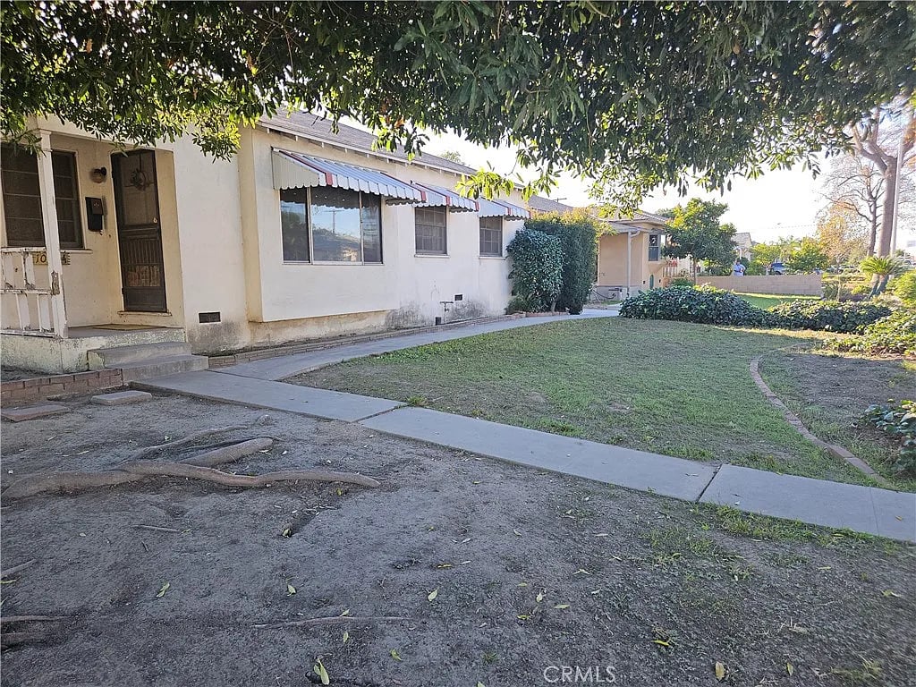 10654 Ranchito St