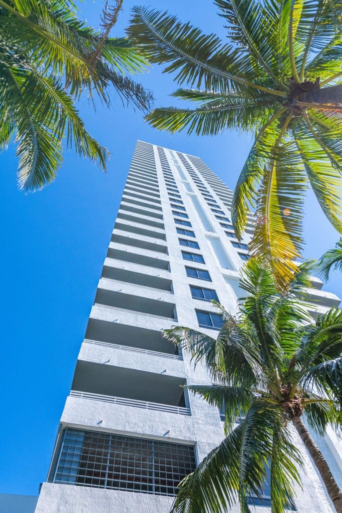 Waverly Sky Home Lists | Million Dollar views | 2810