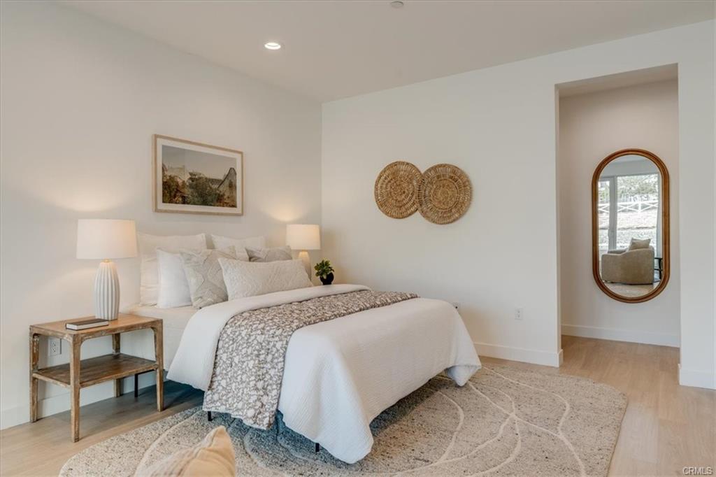 1198 Tiburon Way
