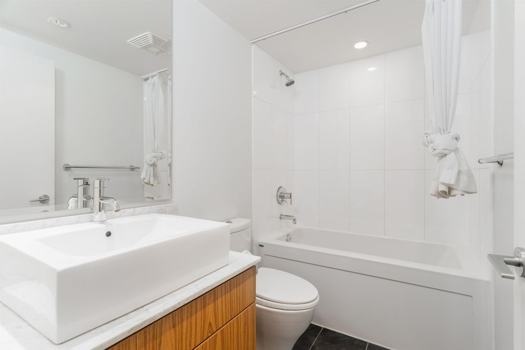 1675 W 8th Ave, #309