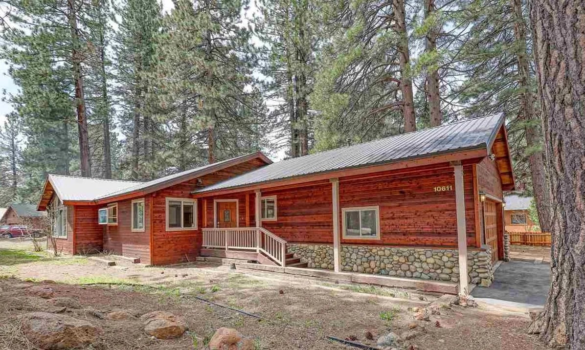 10611 Torrey Pine Rd