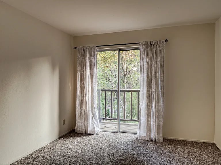 3115 North Lake Boulevard #26
