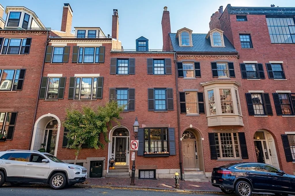 62 Chestnut Street