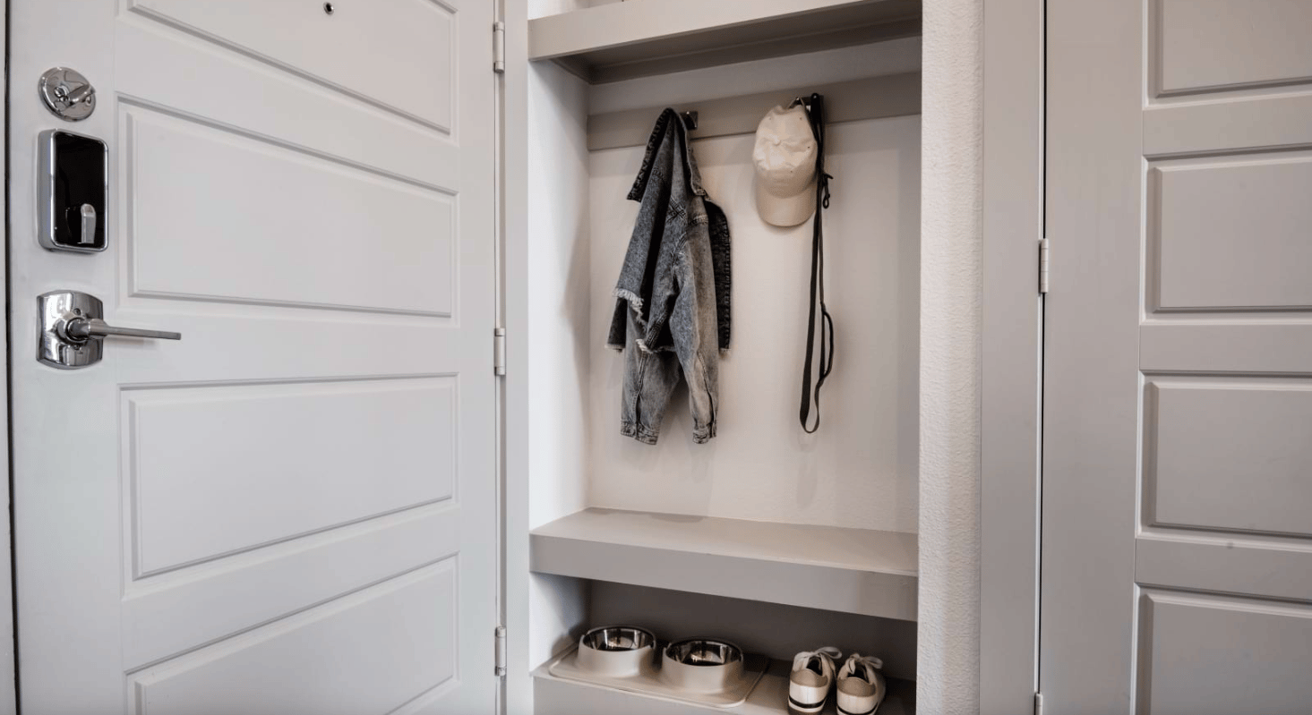 Up to 10 Weeks Free on select units