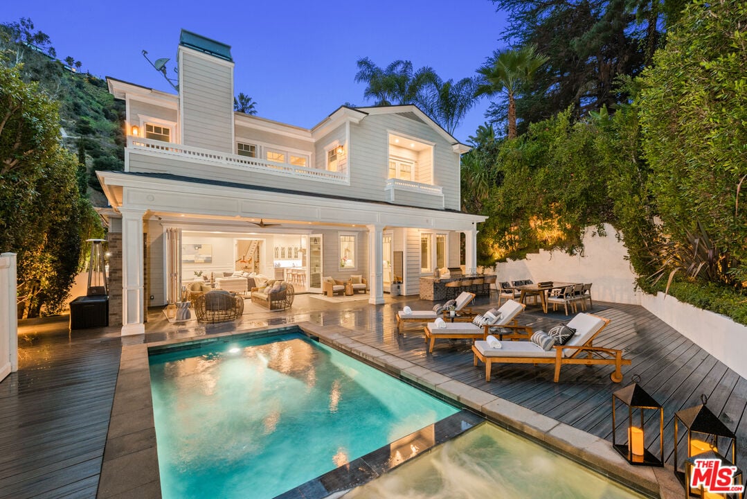 Luminor Heights, Laurel Canyon Blvd, 90046