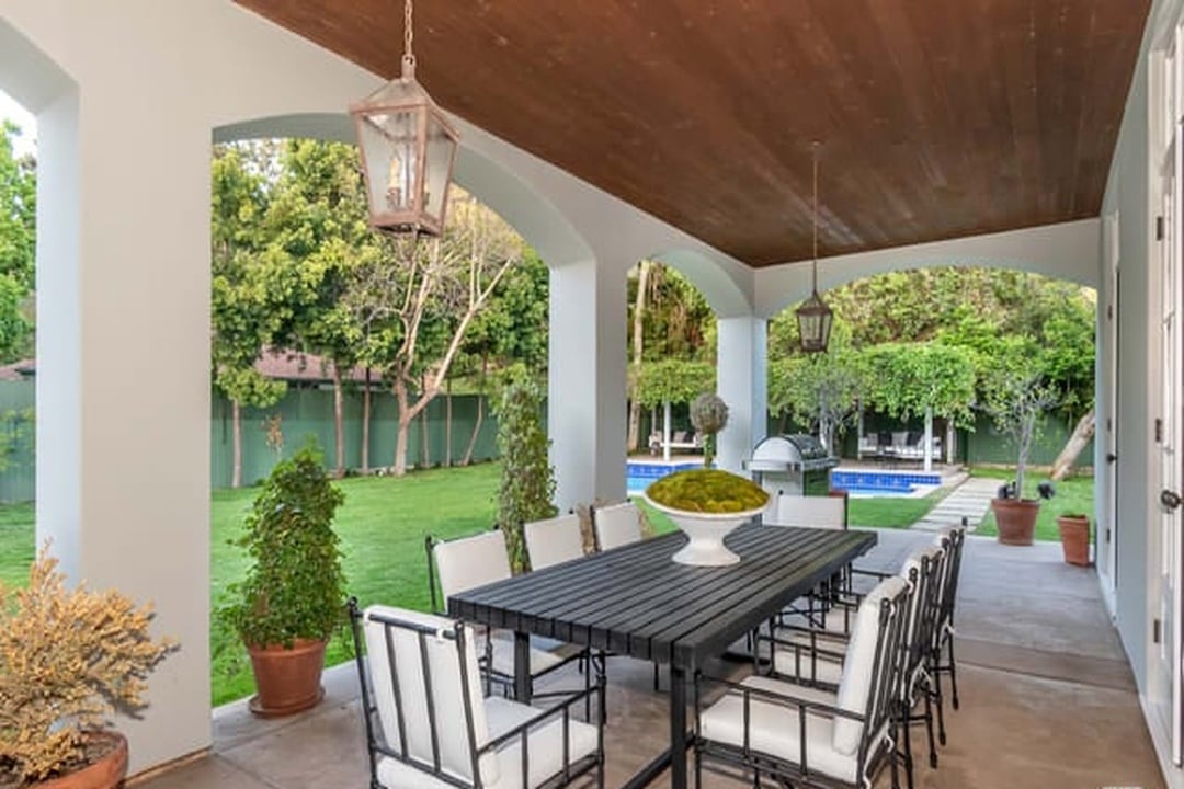 Oasis Opulent