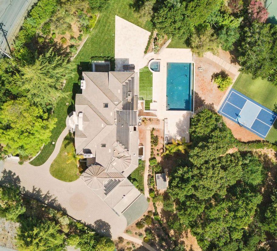 12690 Dianne Dr