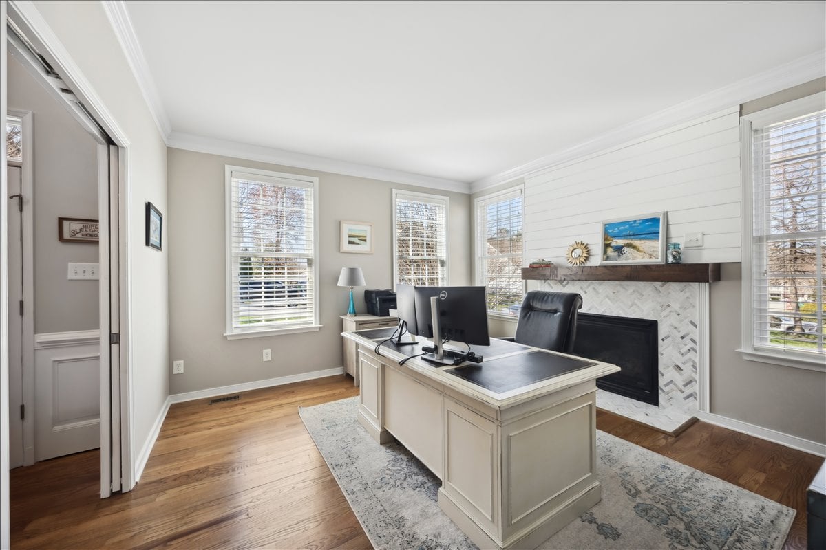 4513 Lake Summer Mews