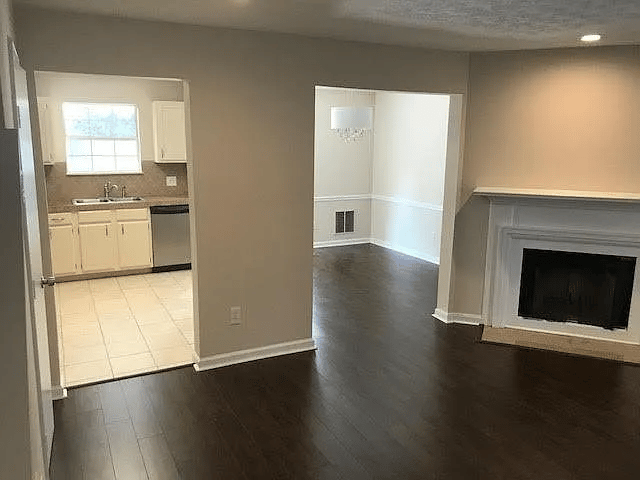 2305 Queen Anne Ct