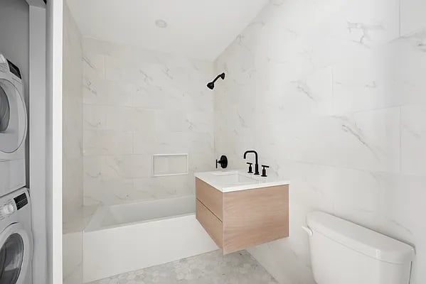 440 Kent Avenue #10A