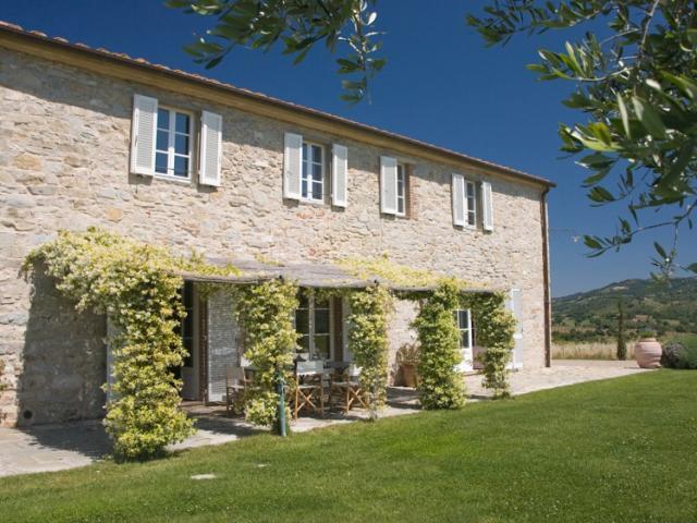 The White Retreat Tuscan House