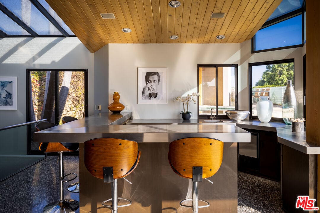 Orion Crest, Devlin Dr, 90069