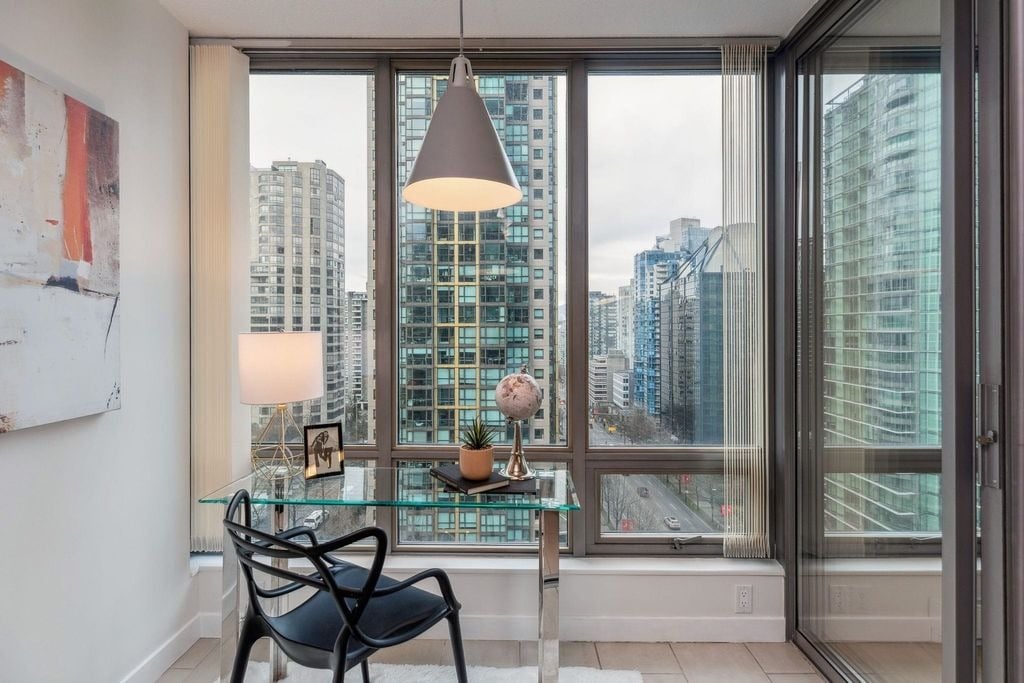 1288 W Georgia St, #1202