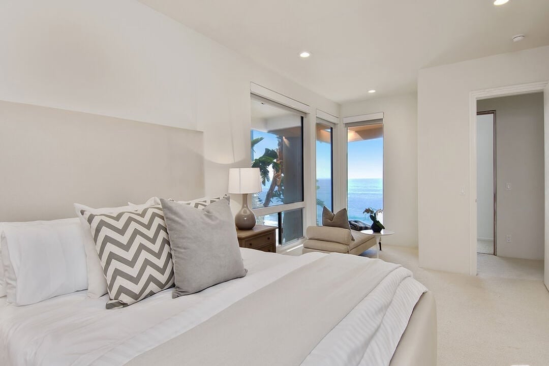 Solis Crest, Broad Beach Rd, 90265