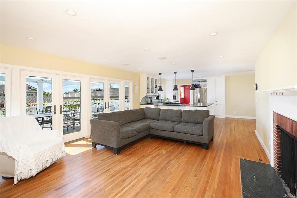 465 Monterey Dr