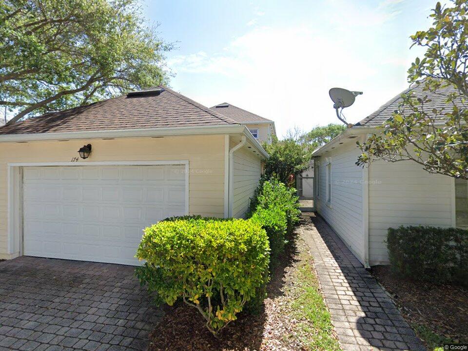 174 Queensland Ln
