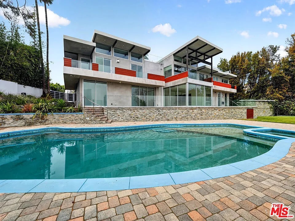 770 Paseo Miramar