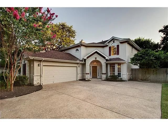 4010 Travis Country Cir