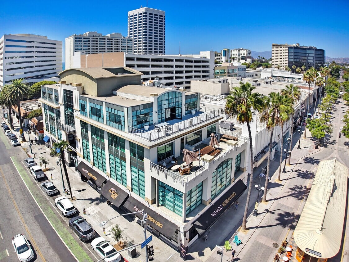 219-231 Arizona Ave