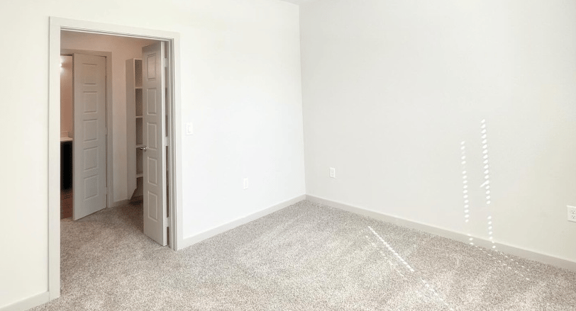 3 Months Free & $1,000 Look & Lease Gift Card!