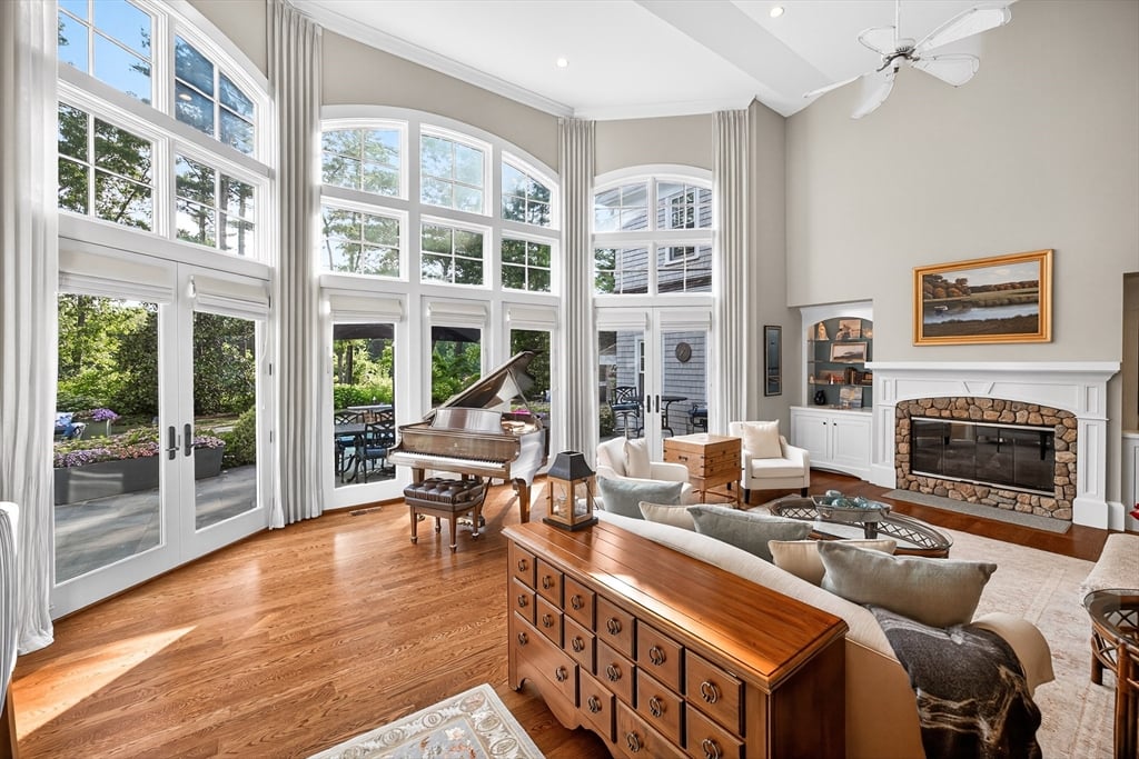 9 High Ridge Dr
