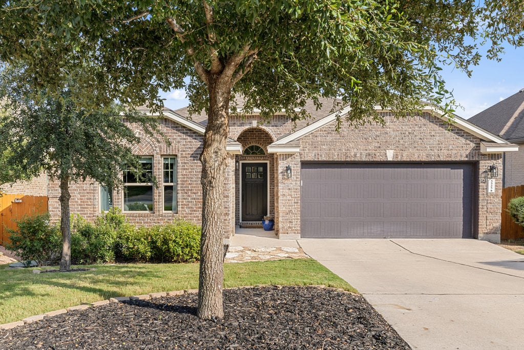 5525 Brady Bayou Cove