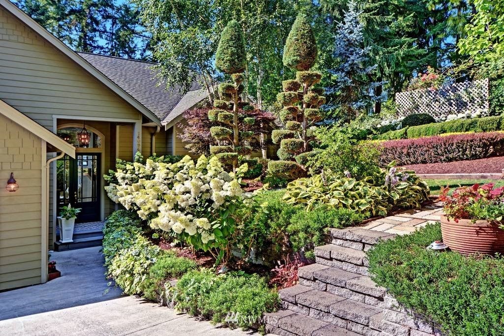 14094 Sandy Hook Rd NE