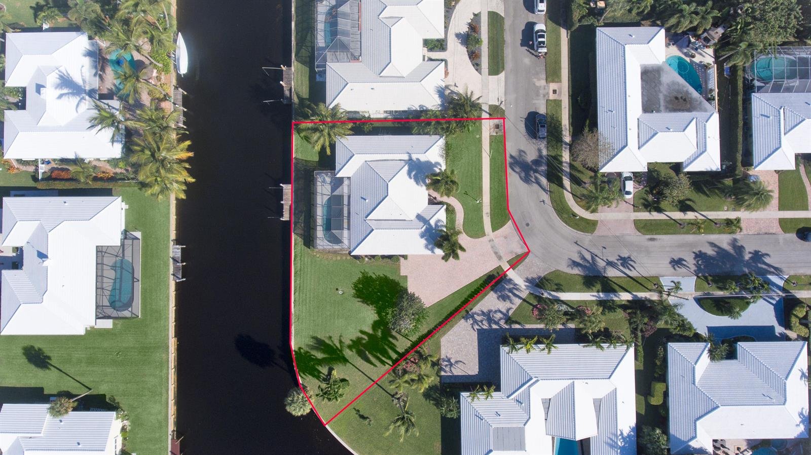 753 Bayberry Ter, 