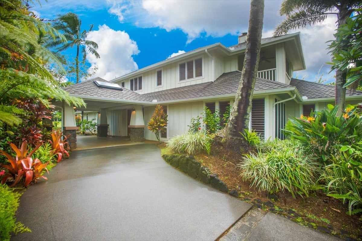 POKII PRINCEVILLE VACATION RENTAL