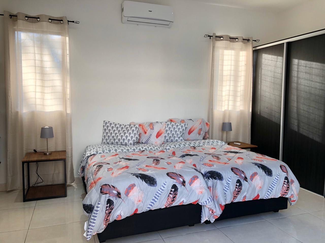 V-Stella Ju | House with Pool and Mixed-Use Land for Sale Near Finca Panamá, Costa Rica