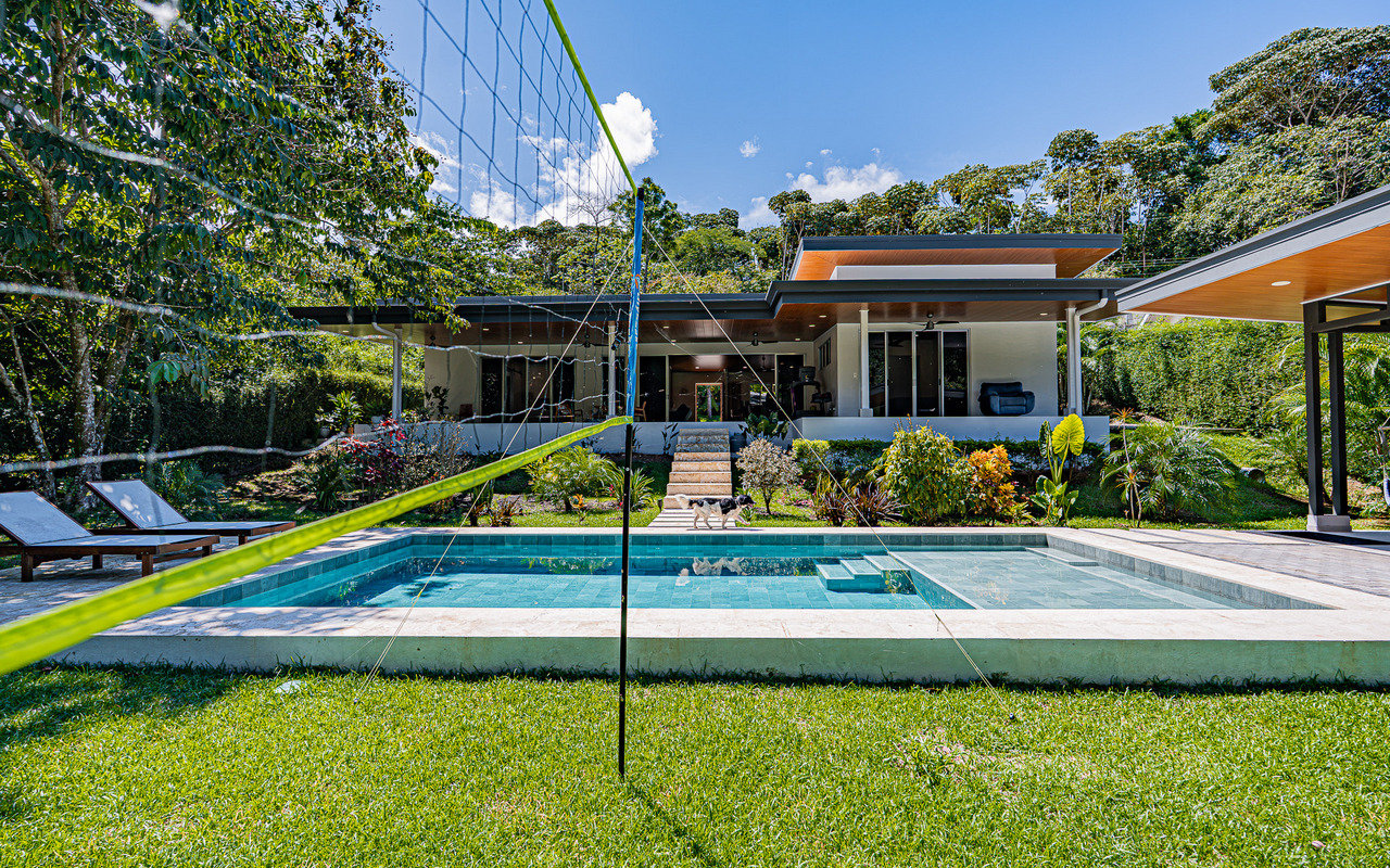 Unique Riverfront Home With Prime Location in Uvita
