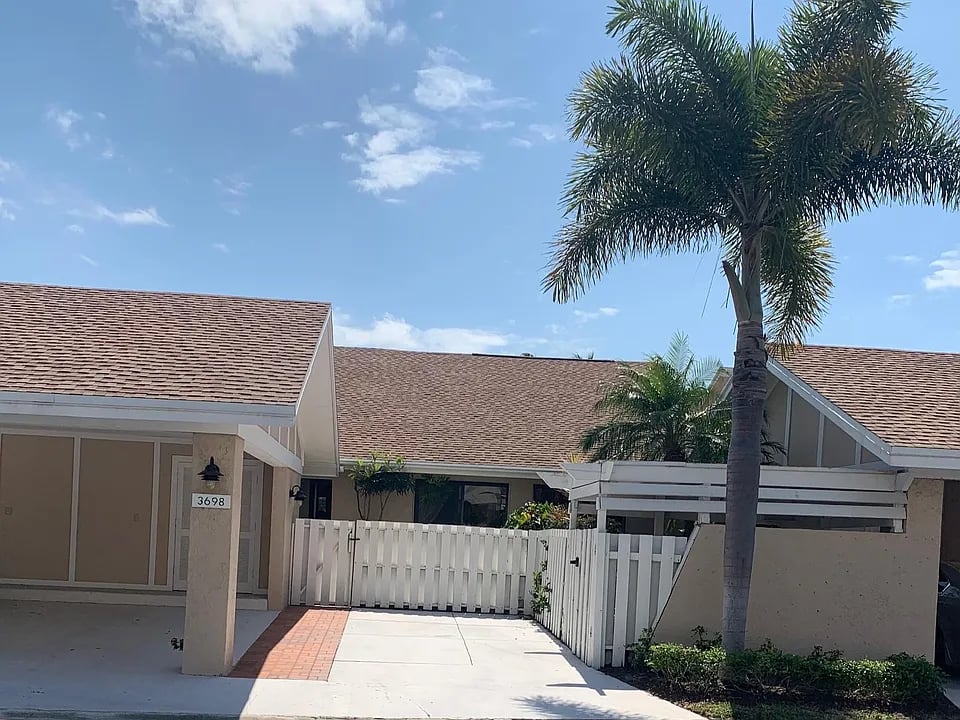 3698 Cape Pointe Cir