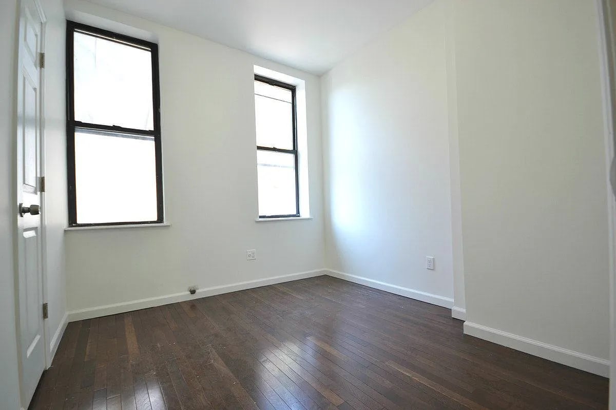 590 Bushwick Ave 3