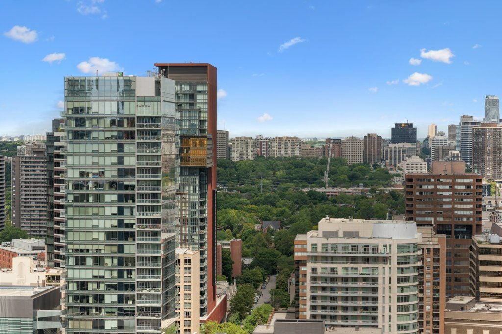 Uptown Residences 1-Bedroom Suite