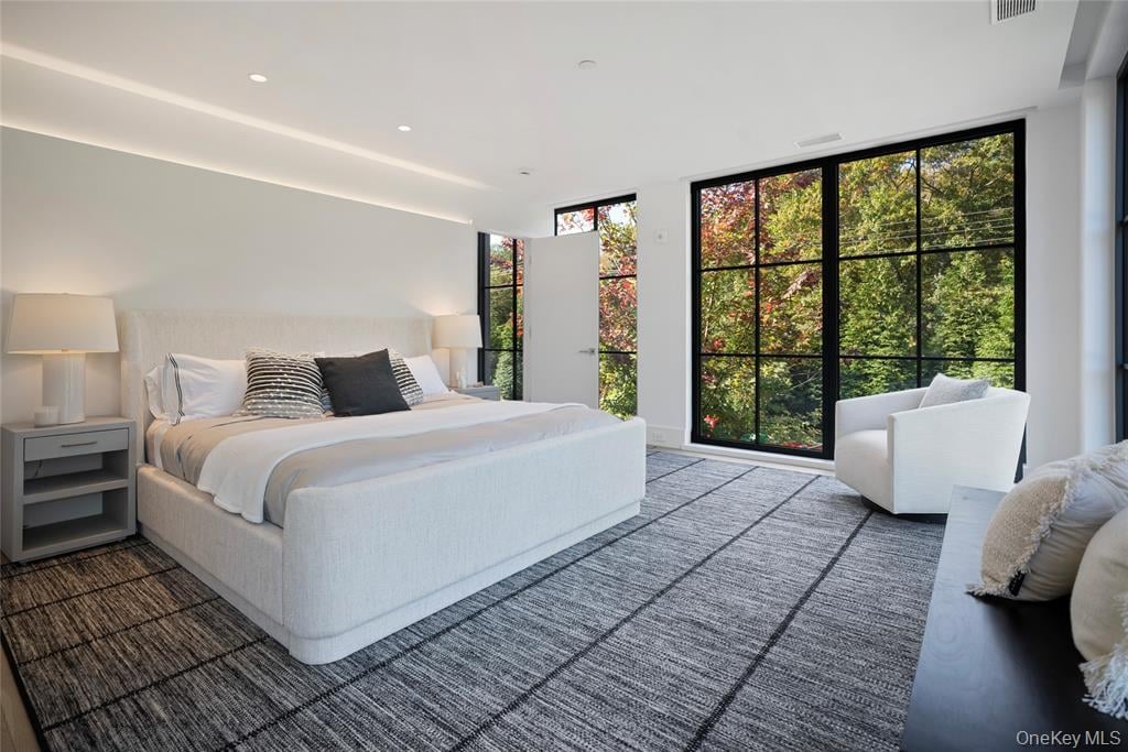 41 Richmondville Ave Unit: Duplex 2