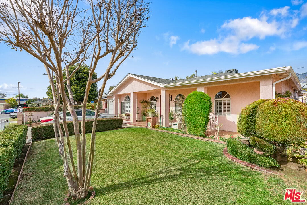 315 Joella St