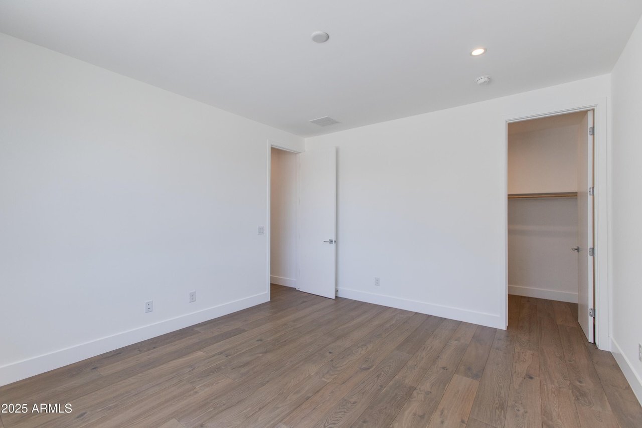 100 W Northern Ave #12