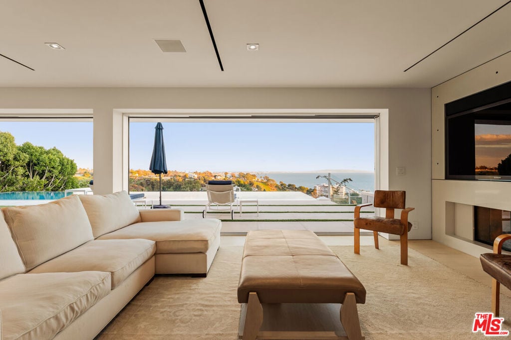 Mirage Pacific Palisades