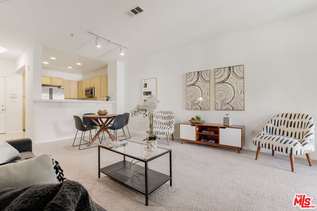 6400 Crescent Park E, Unit 326