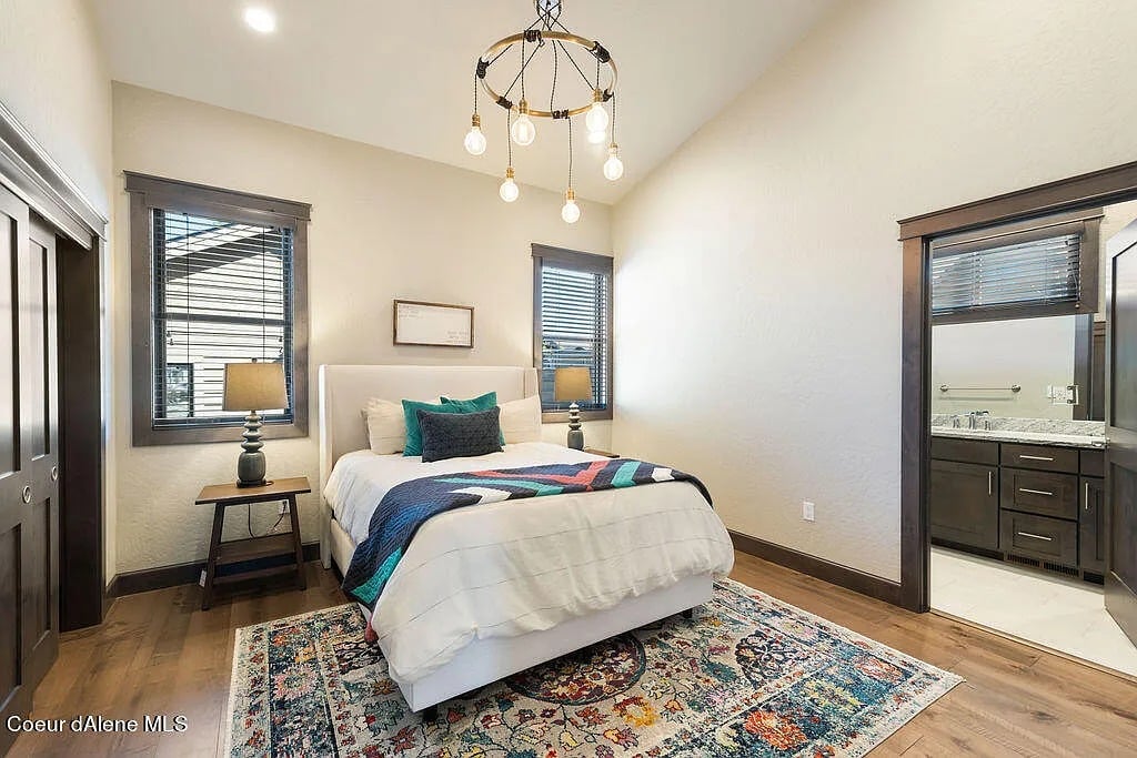 519 Lakeshore Ave UNIT 301