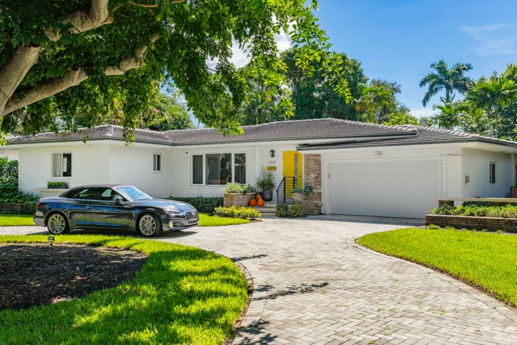 Miami Shores Stunner Lists by Daniel Falcon