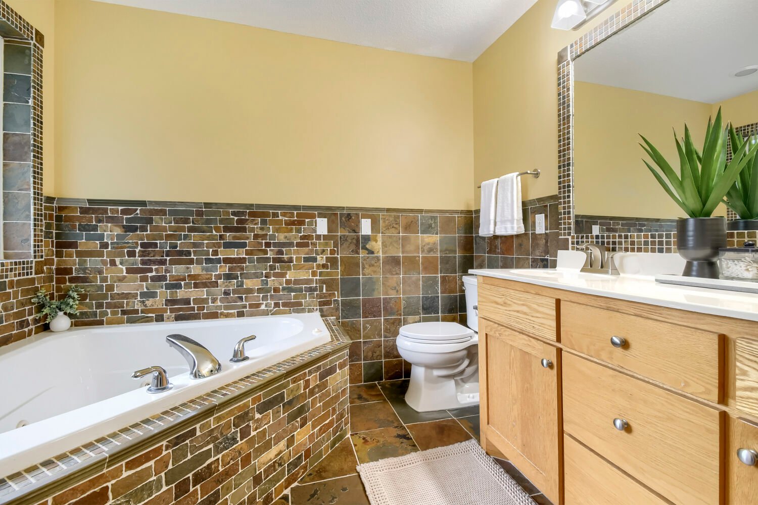 22376 Brett Trail, Rogers, MN 55374