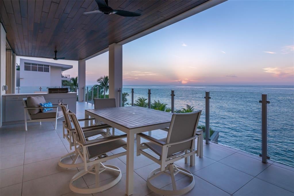4750 Ocean Blvd, #202