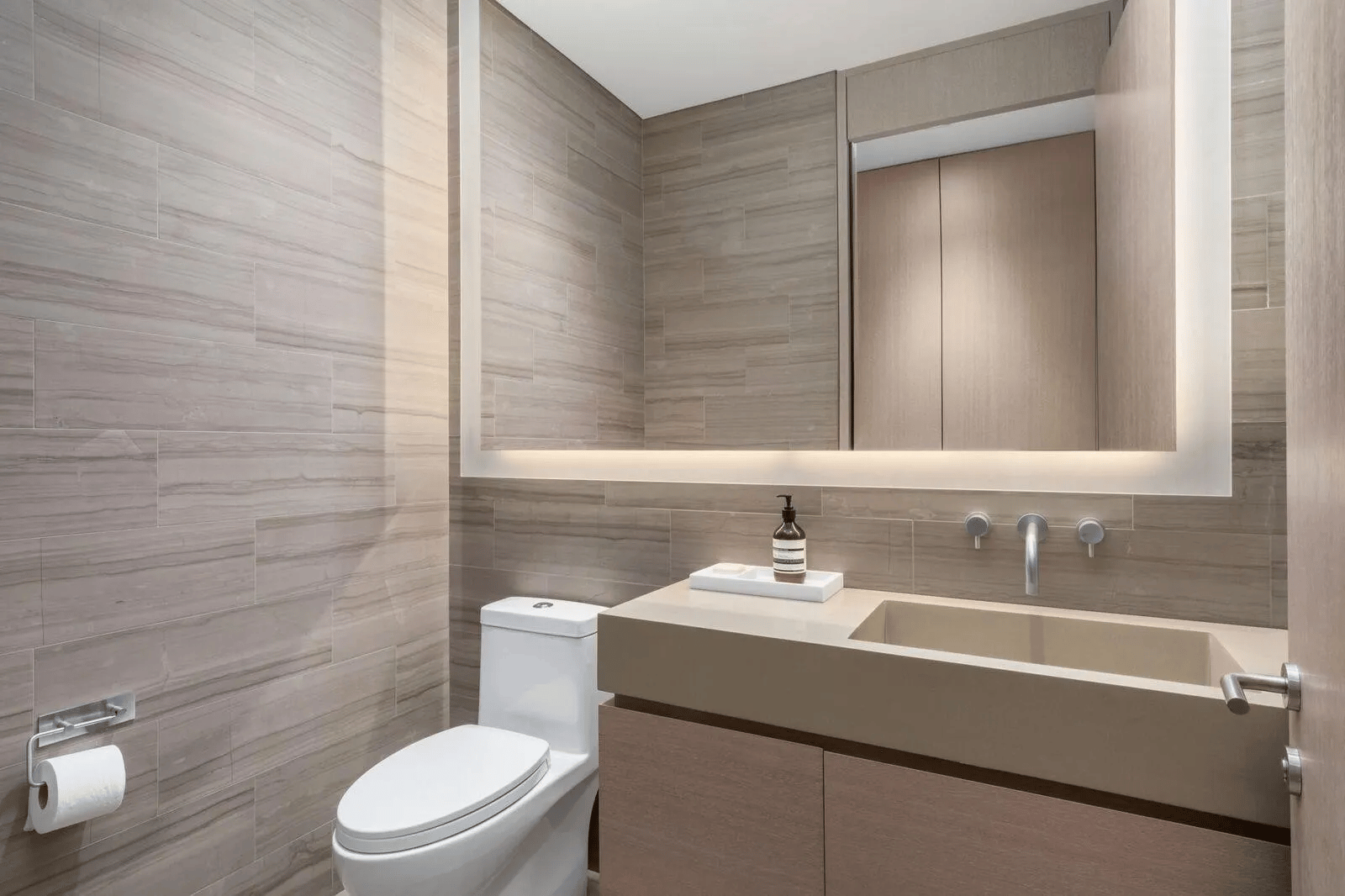 49 Chambers Street #15D